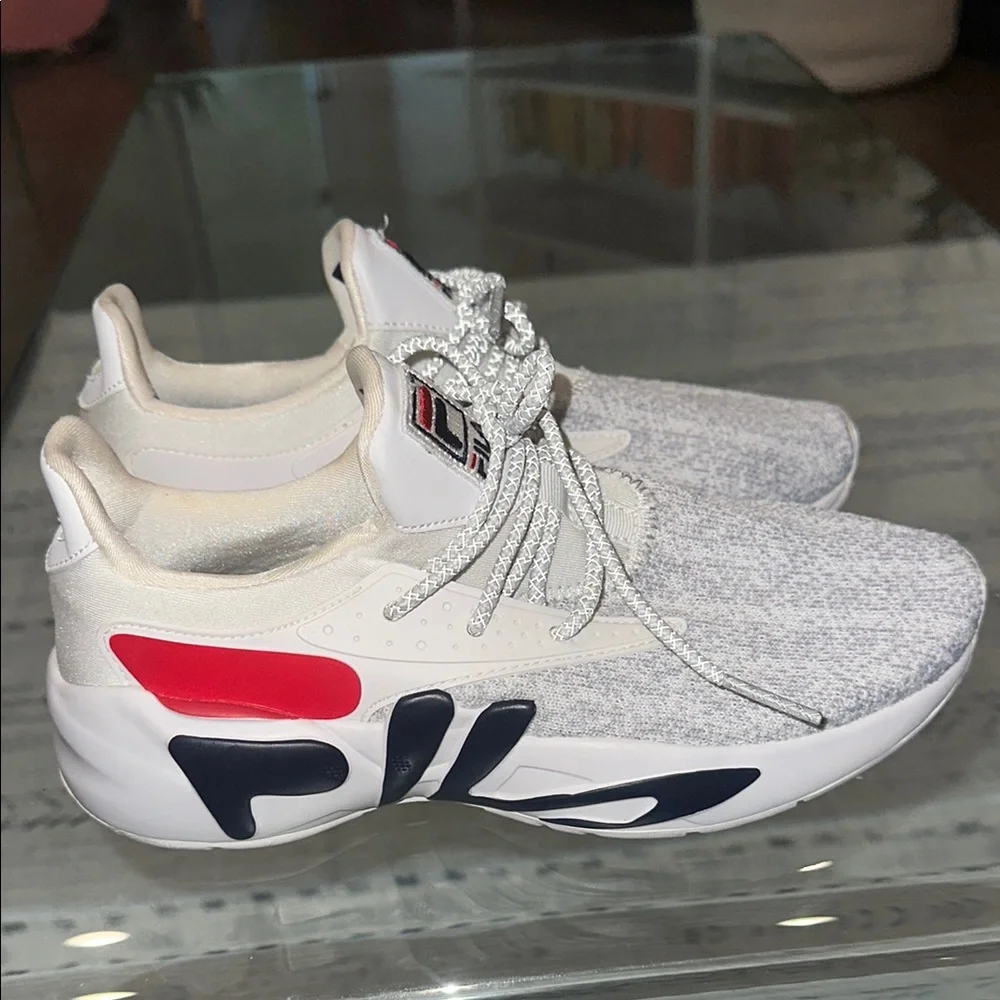 Fila Gray and Red‎ Sneakers womens 7.5